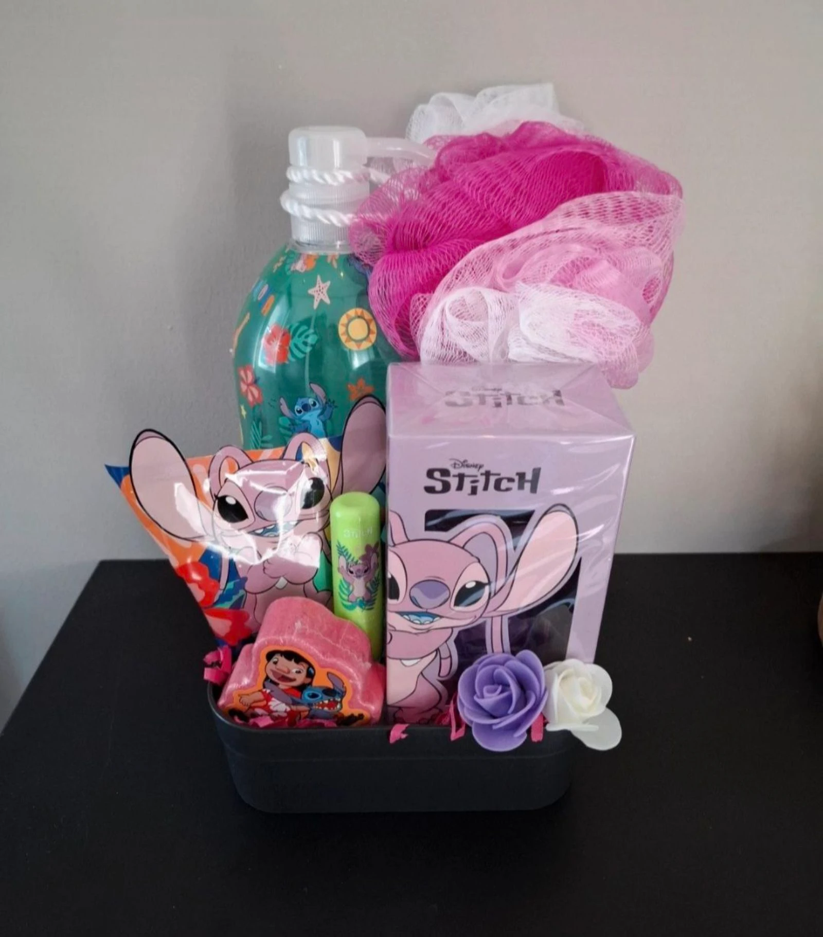 Disney stitch angel verzorgingspakket Douchegel Parfum Lippenbalsem cadeau 